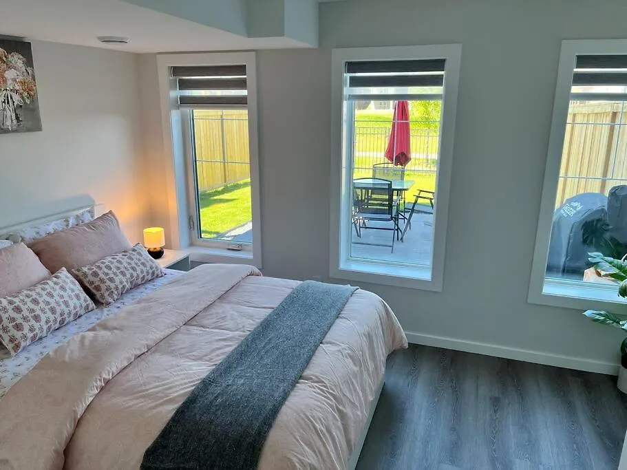 Cozy Private 1 Bedroom Basement Suite - Free Parking And Free Wifi Winnipeg 0*,  Canada