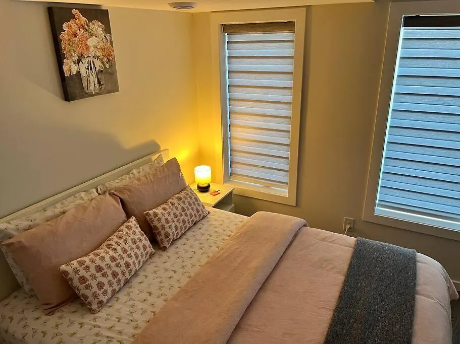 Cozy Private 1 Bedroom Basement Suite - Free Parking And Free Wifi ウィニペグ 0*,